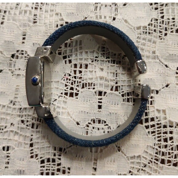 JOAN RIVERS Classics Denim Cuff CRYSTALS Band Quartz Women's Watch New Battery - Picture 2 of 6